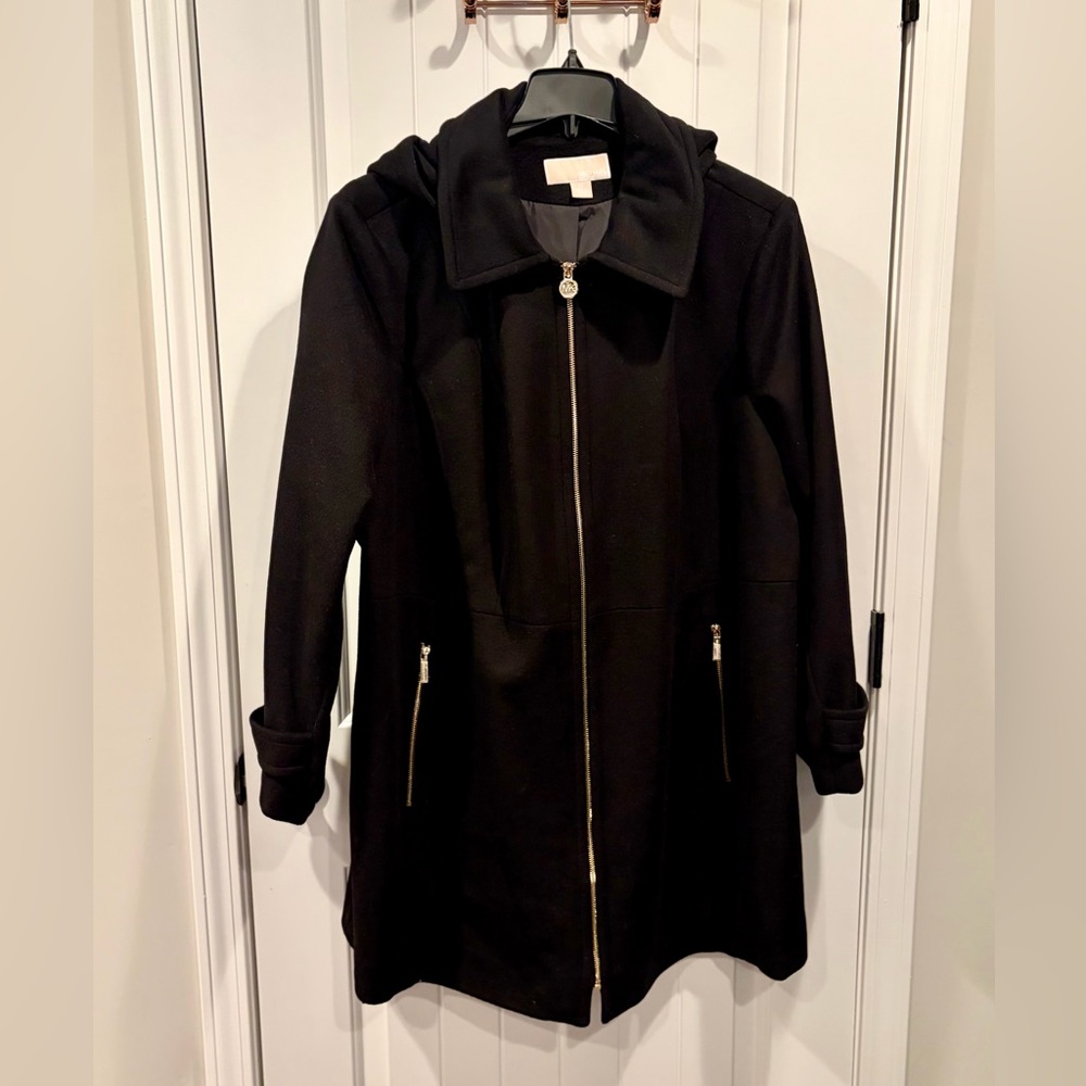 MICHAEL Michael Kors Elegant Black Coat